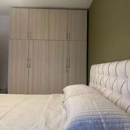 Brejsa's Nest Apartamento Tirana